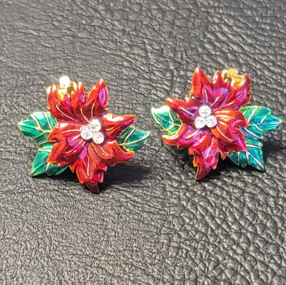 Christmas Poinsettia Enamel & Rhinestone Clip On Earrings - Vintage